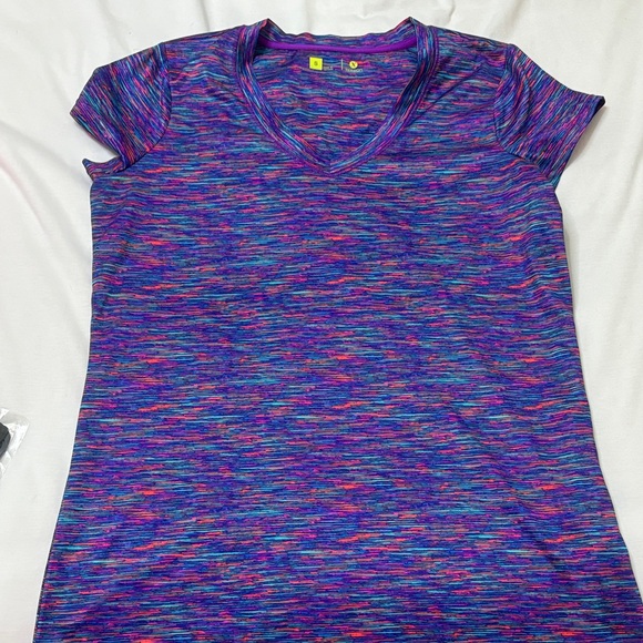 Women's Xersion Multicolor V-Neck Top - Picture 1 of 4